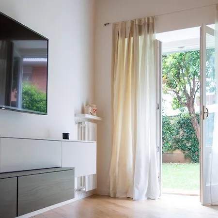 Apartment Il Giardino Di Luy